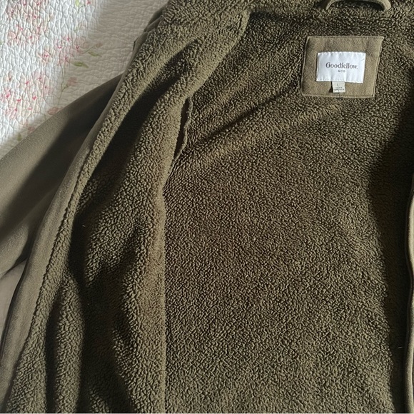 sold! dark green hoodie - Picture 3 of 4